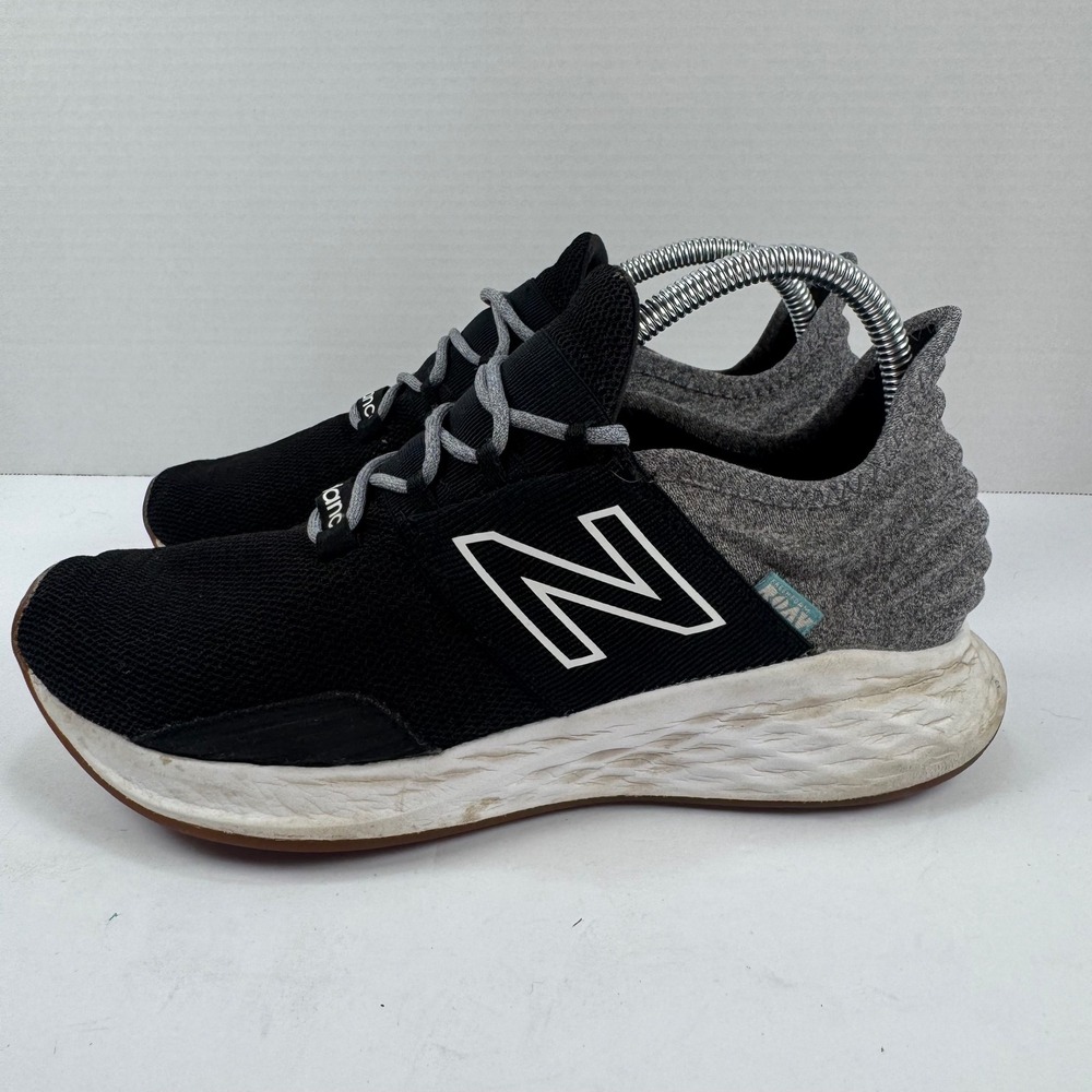 New Balance Fresh Foam Roav Womens 8.5 Black Grey Running Shoes WROAVTK